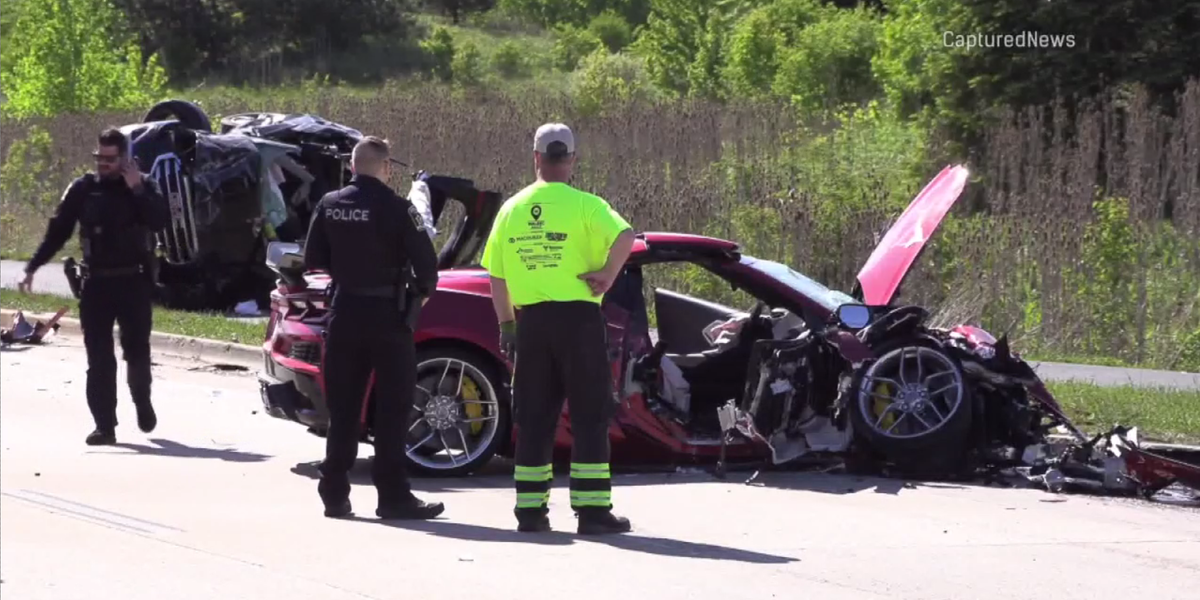 6 People Hurt in Grayslake Crash, 12-Year-Old Among the Injured