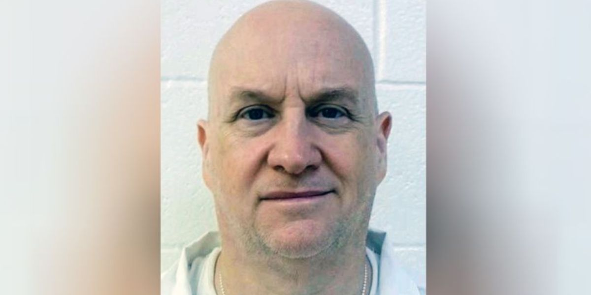 Former Arkansas Police Chief Serving Life for Murder and Rape Escapes Prison