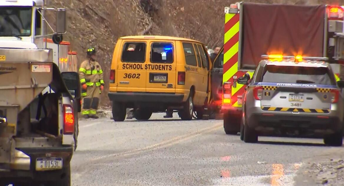 Man Driving Pittsburgh School Van with Children Admits to Drinking After Crash Escape