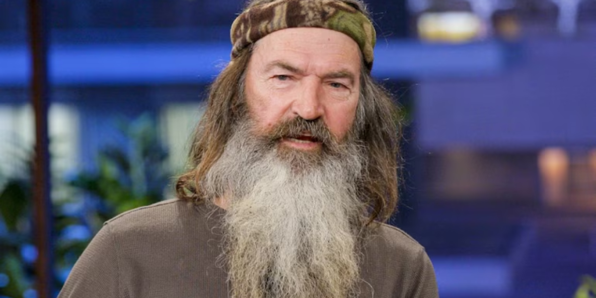 Phil Robertson, "Duck Dynasty" Star, Passes Away at 79