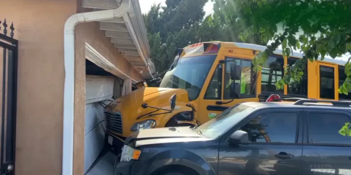 School Bus Crashes Into Sherman Oaks Home, One Hospitalized