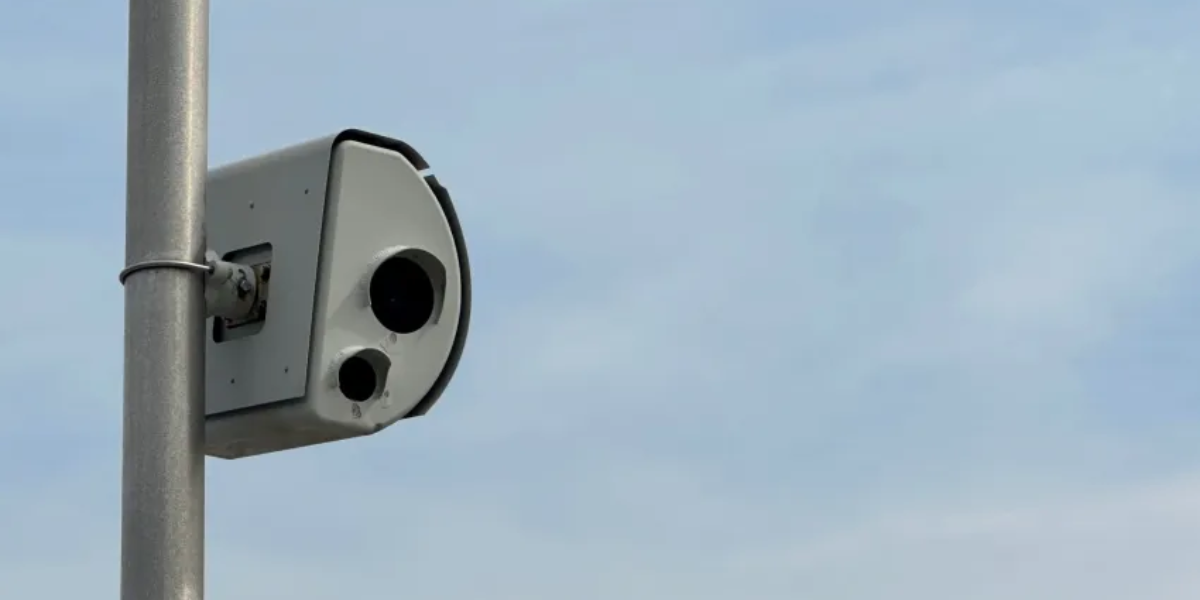 Chicago’s New Speed Cameras Start Issuing Warnings This Sunday – What Drivers Need to Know