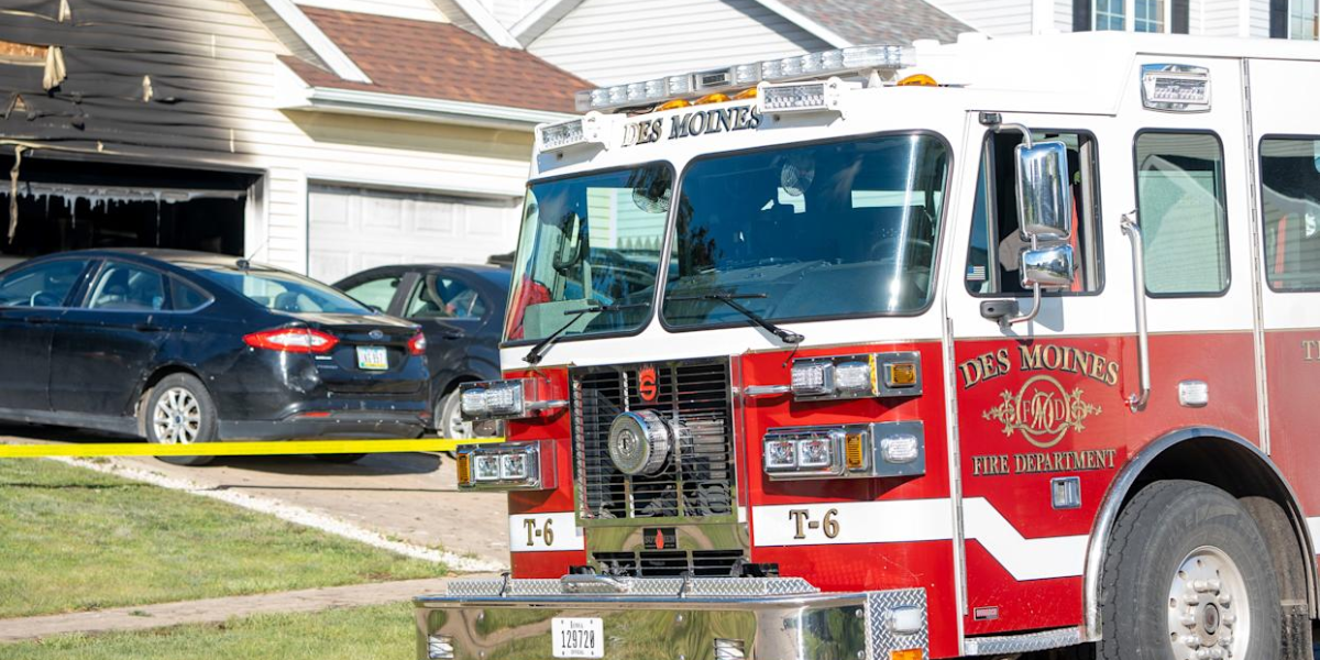 Des Moines Man Dies From Injuries After Devastating Apartment Fire in Merle Hay Neighborhood