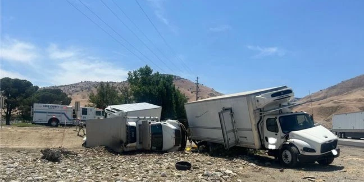 I-5 Off-Ramp Temporarily Closed After Crash Involving Three Box Trucks
