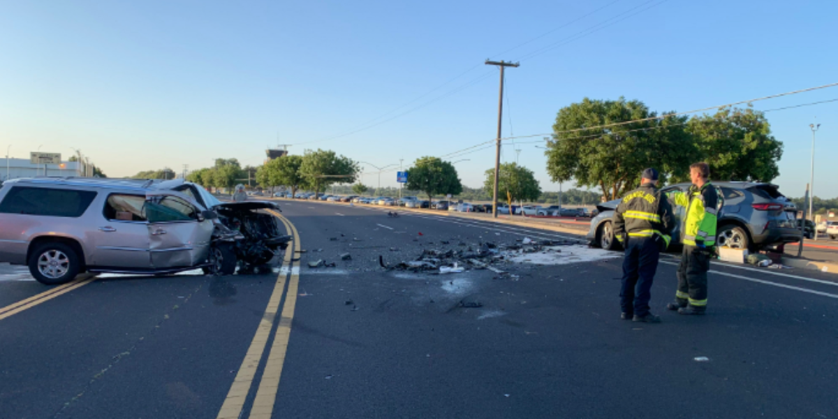 Modesto Crash at Mitchell Rd and South Riverside Dr Leads to Injuries and Traffic Delays