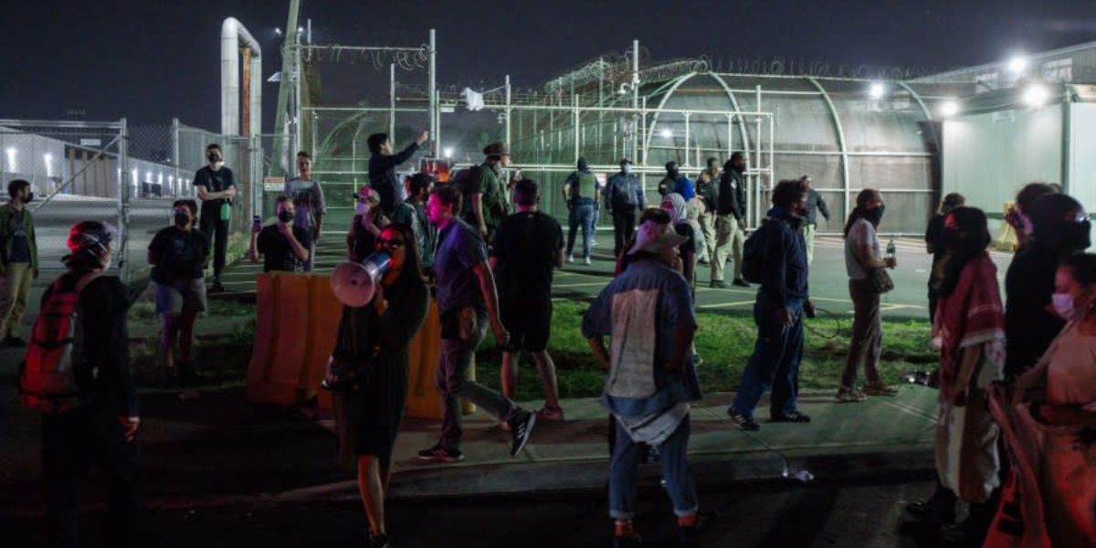 Officials Report Unrest Over Food at ICE Facility After Detainee Escape