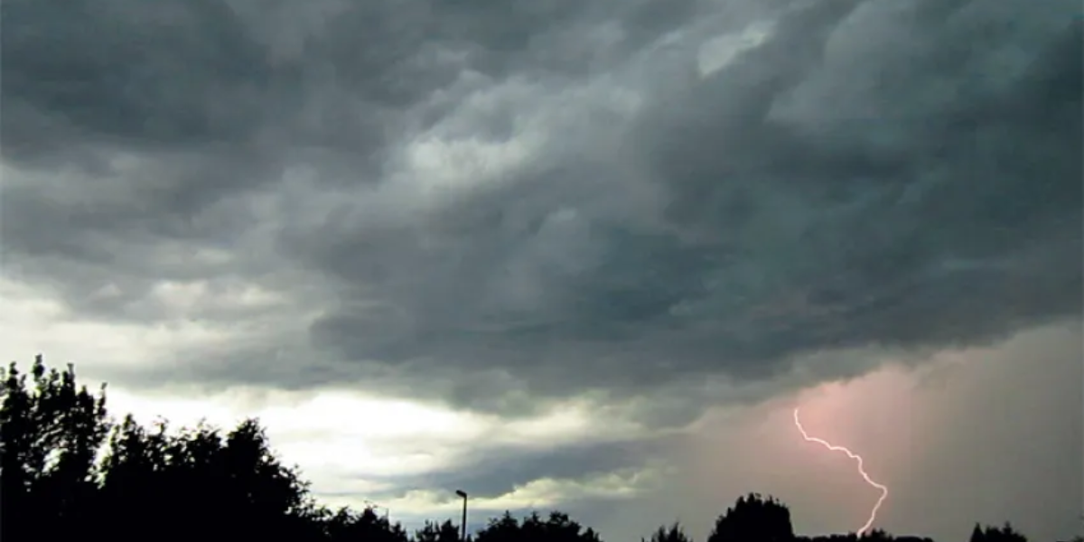 Suburban Areas Brace for Severe Thunderstorms as Warning is Issued Across Multiple Counties