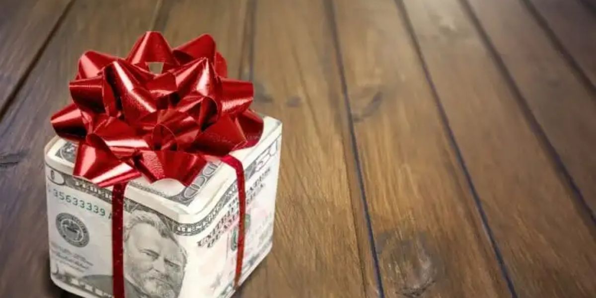 Connecticut Is the Last State to Still Tax Gift-Giving