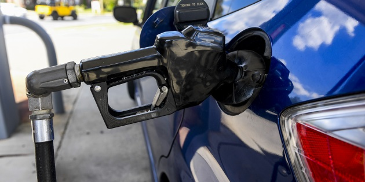 Gas Prices Hit 4-Year Low Just in Time for Fourth of July Travel