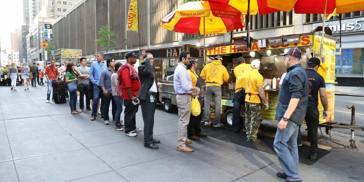 New York Law Ends Criminal Charges for Unlicensed Street Vendors