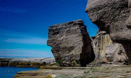 10 Amazing New Hampshire Rock Formations That Make Every Mile of Rough Driving and Hiking Worth It
