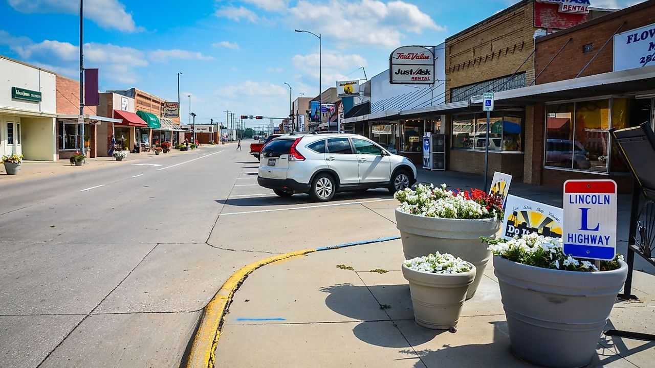 10 Charming Nebraska Small Towns That Deserve More Tourist Love