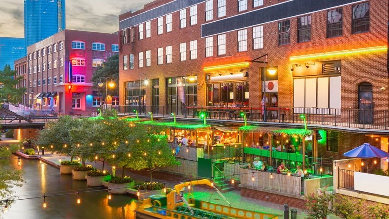 10 Charming Oklahoma Small Towns Worth Adding to Your Travel List in 2025