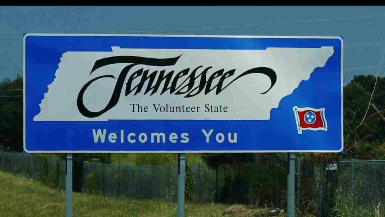 10 Charming Tennessee Small Towns Tourists Often Overlook