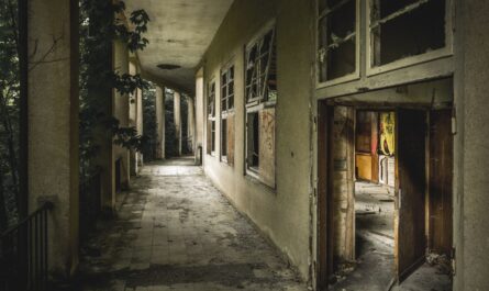 10 Creepiest and Most Haunted Places to Visit in Rhode Island for a Spine-Chilling Adventure