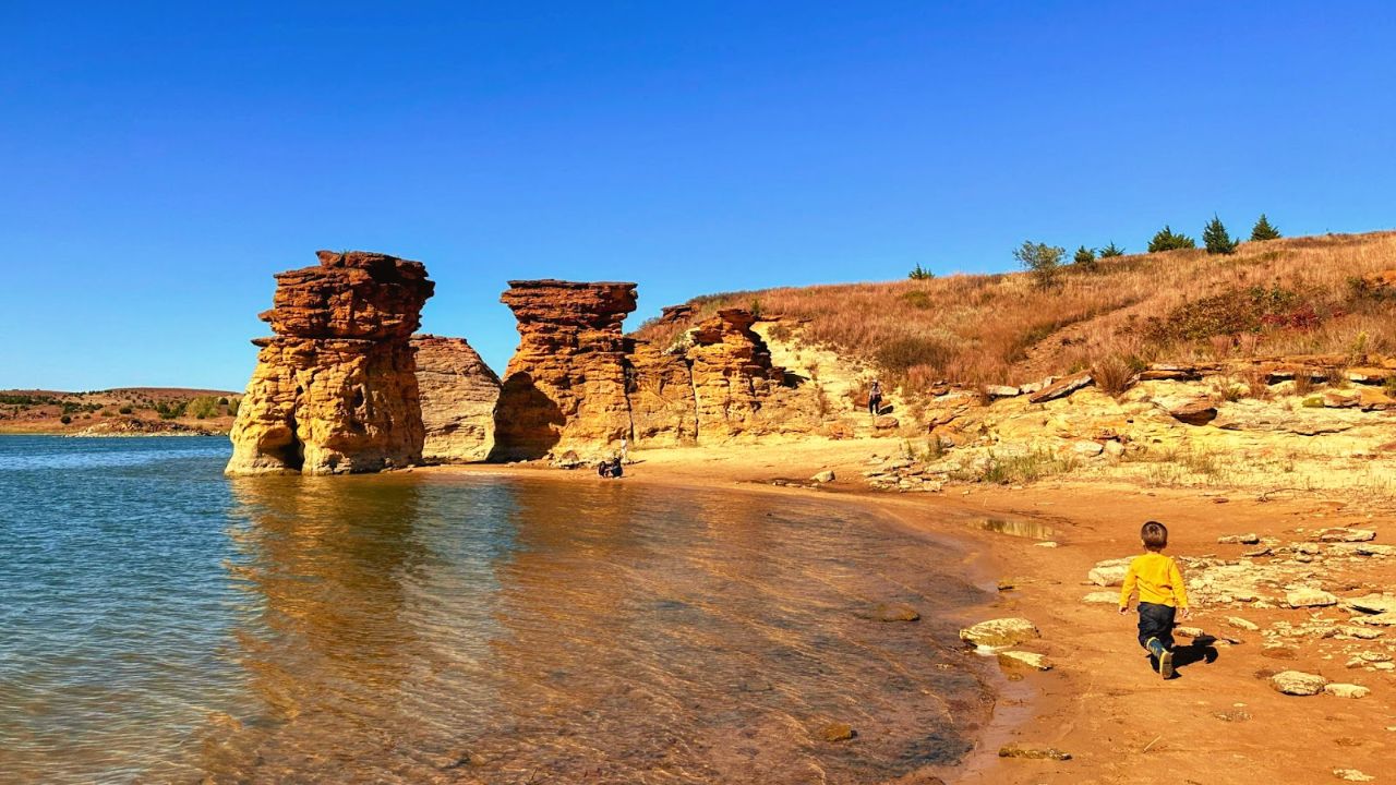 10 Hidden Adorable Kansas Towns Full of Charm That Tourists Often Miss