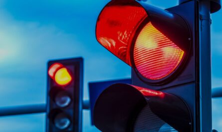 Alaska Traffic Law 2025: What Drivers Need to Know About the New Right Turn on Red Rule