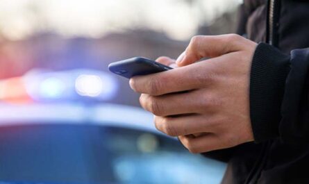 Colorado Drivers Can Police Search Your Phone During a Traffic Stop Here's What the Law Says
