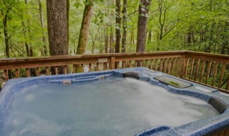 Freak Hot Tub Accident Nearly Kills Two Elderly Women at Remote Kentucky Cabin