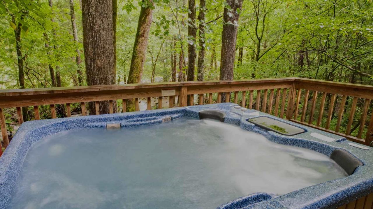 Freak Hot Tub Accident Nearly Kills Two Elderly Women at Remote Kentucky Cabin