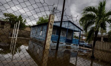 Hurricane Erin Strengthens to Category 4, Triggers Evacuations and Dangerous Surf Along U.S. East Coast