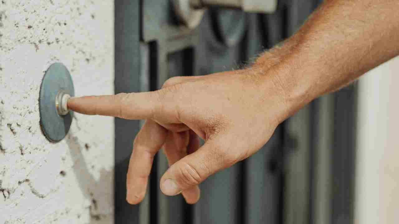 Is Ding Dong Ditch Illegal in Louisiana? What Teens and Parents Should Know in 2025