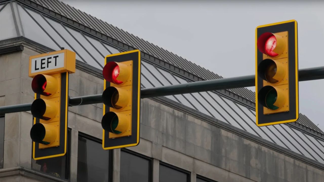 South Dakota Right Turn on Red Law Update 2025: What Drivers Need to Know