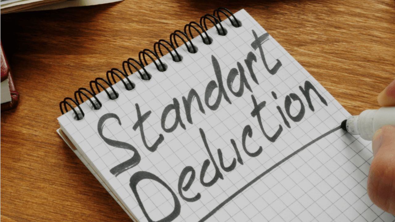 Understanding Rhode Island's Extra Standard Deduction for Seniors Over 65 in 2025