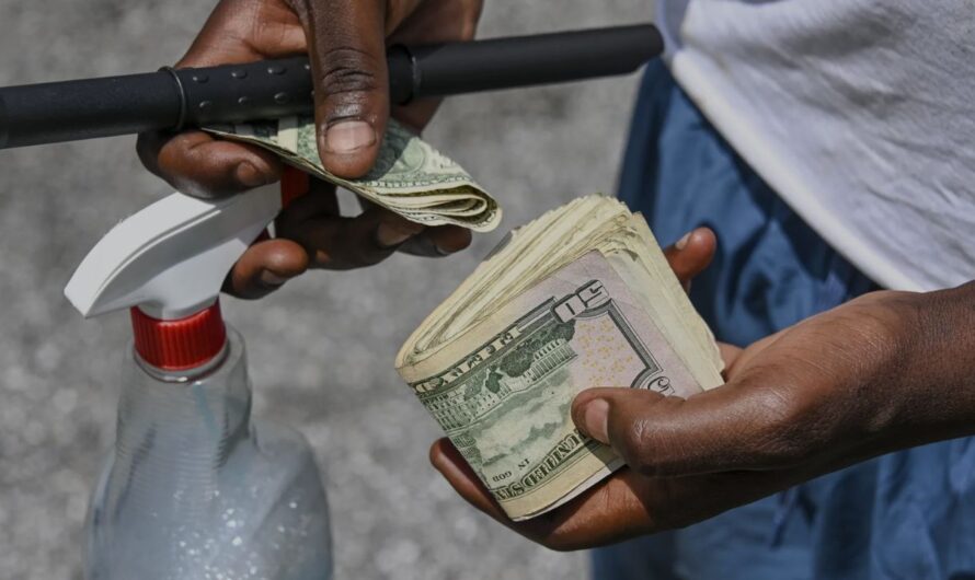 Baltimore Squeegee Worker Arrested After Allegedly Draining $900 from Driver’s CashApp