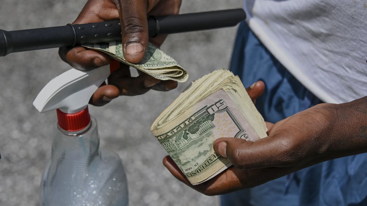 Baltimore Squeegee Worker Arrested After Allegedly Draining $900 from Driver’s CashApp
