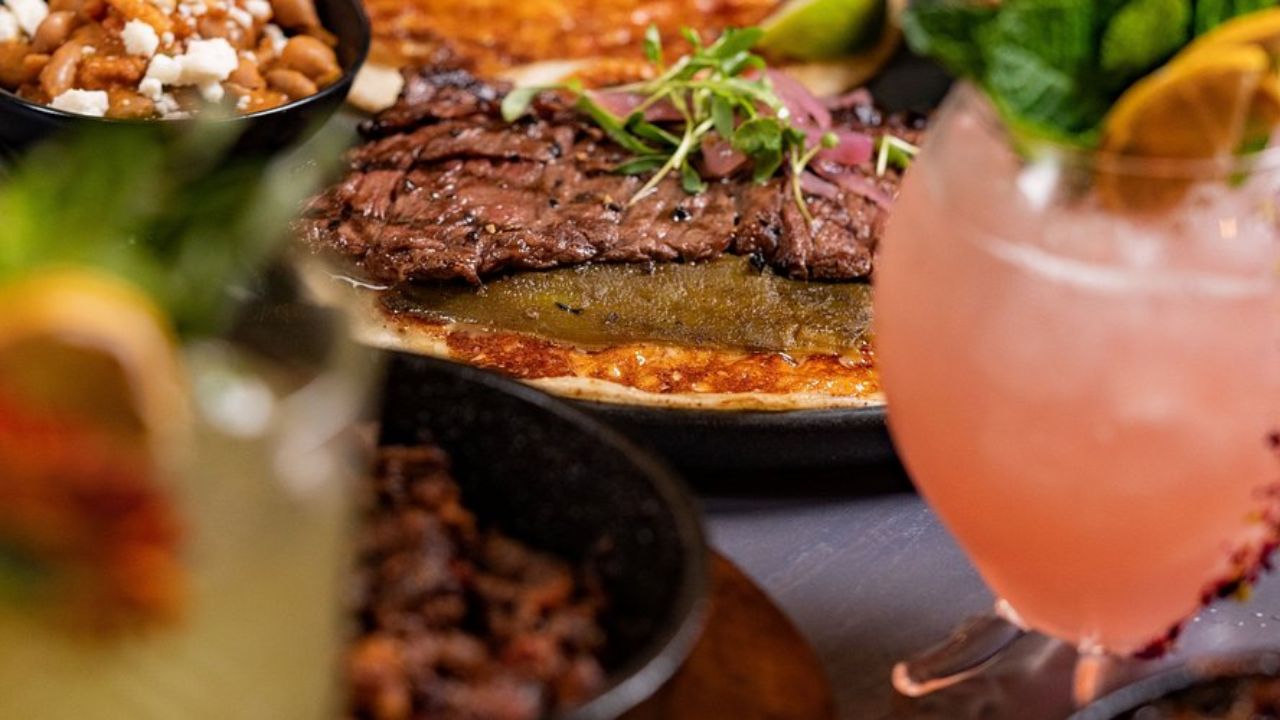 Arizona Man Clashes With Steakhouse Over Energy Drink, Internet Sides With Restaurant