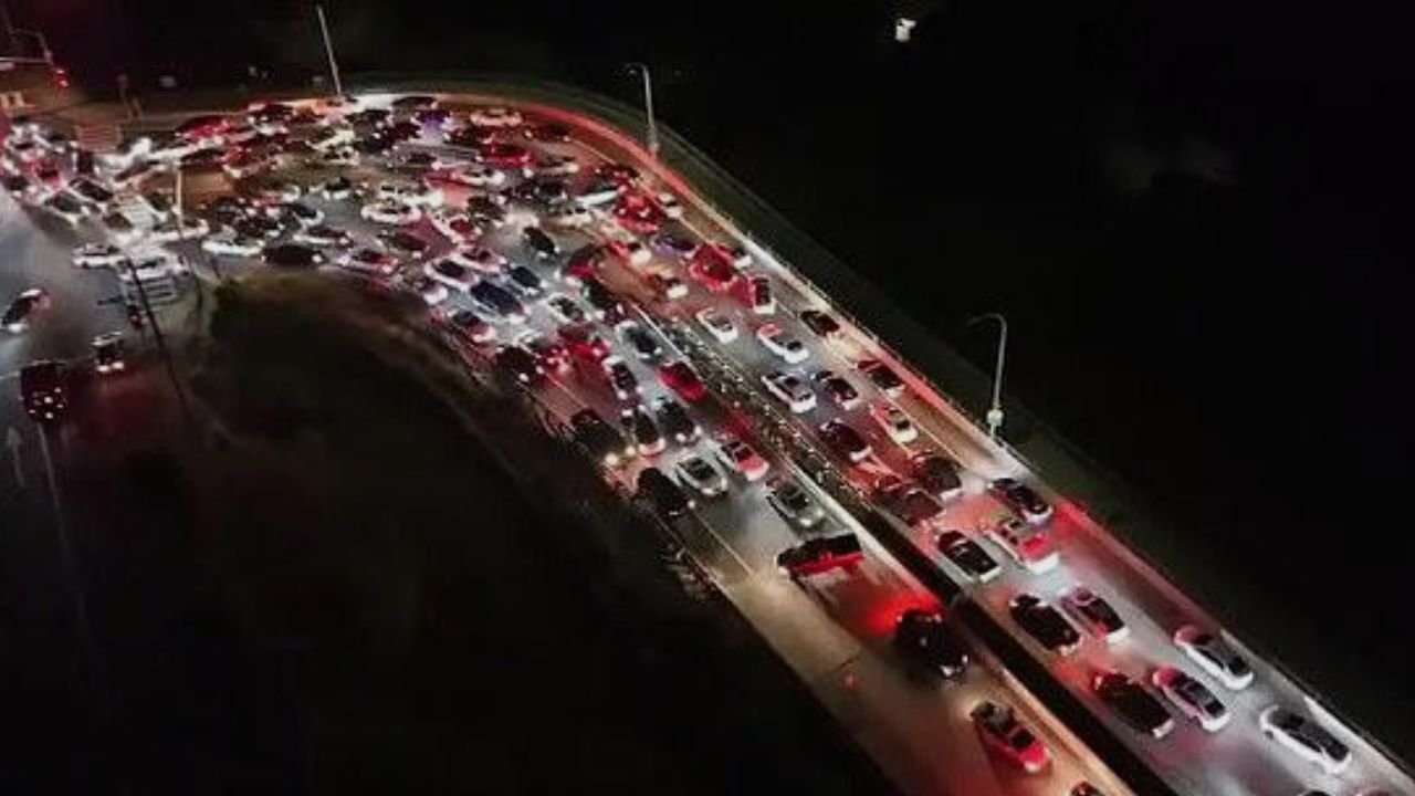 California Teen Dies After Falling from Freeway While Watching Illegal Street Takeover Sideshow