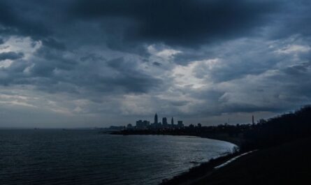 Damaging Winds Expected in Eastern Ohio and Southwestern Pennsylvania from Thunderstorms Friday Night