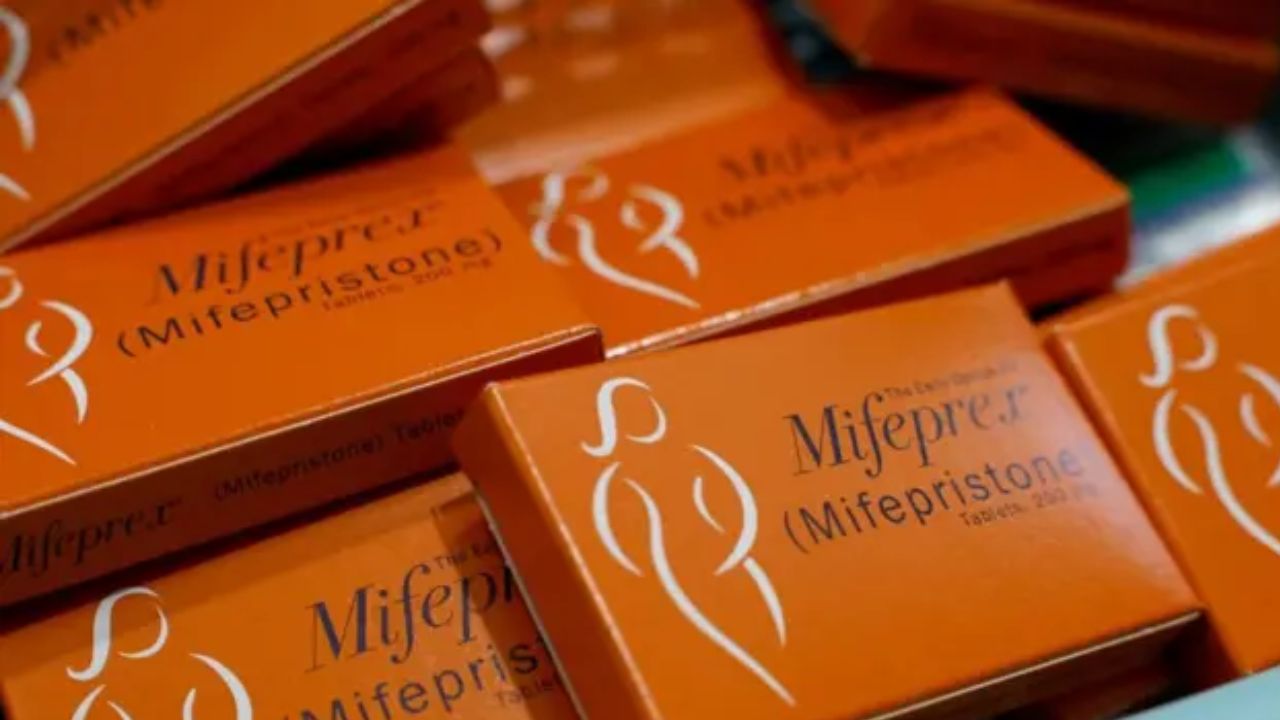 Louisiana Issues Arrest Warrant for California Doctor Accused of Mailing Abortion Pills Amid Rising Legal Battles