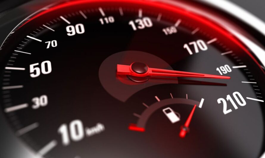 Florida Makes Driving Over 100 MPH a Crime Under New 2025 Law