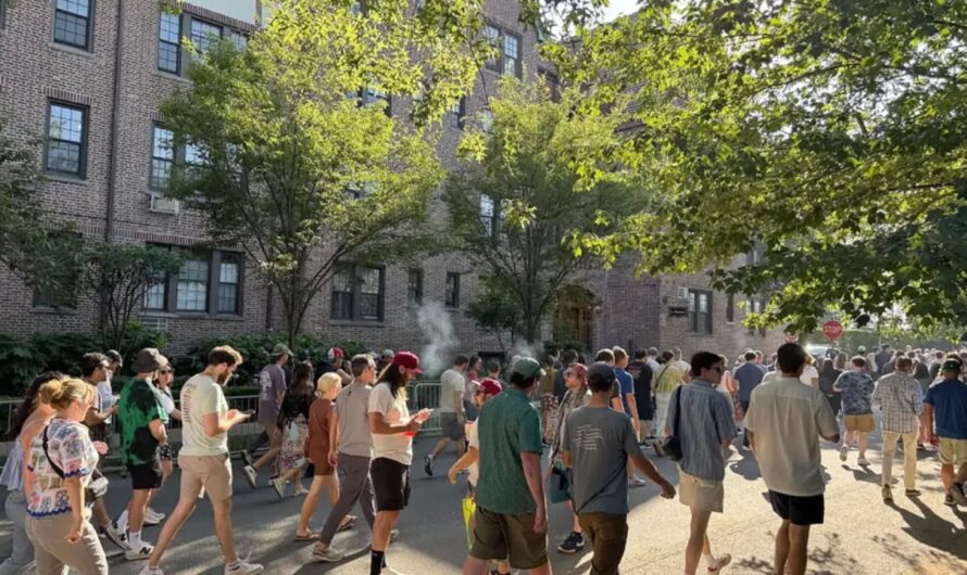 Forest Hills Residents Sue NYC Over Private Street Takeover During Stadium Concerts
