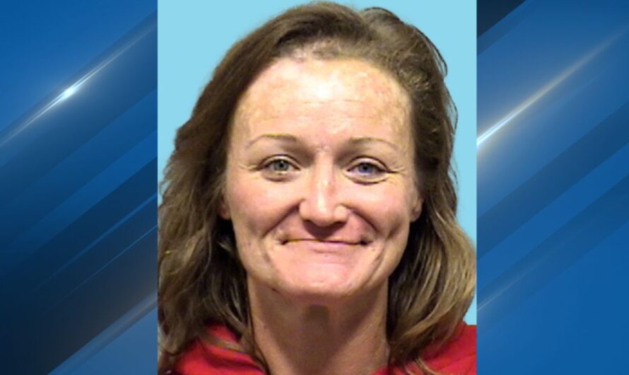 Man Accused of Killing Girlfriend and Dumping Her Body with Help from 15-Year-Old Son