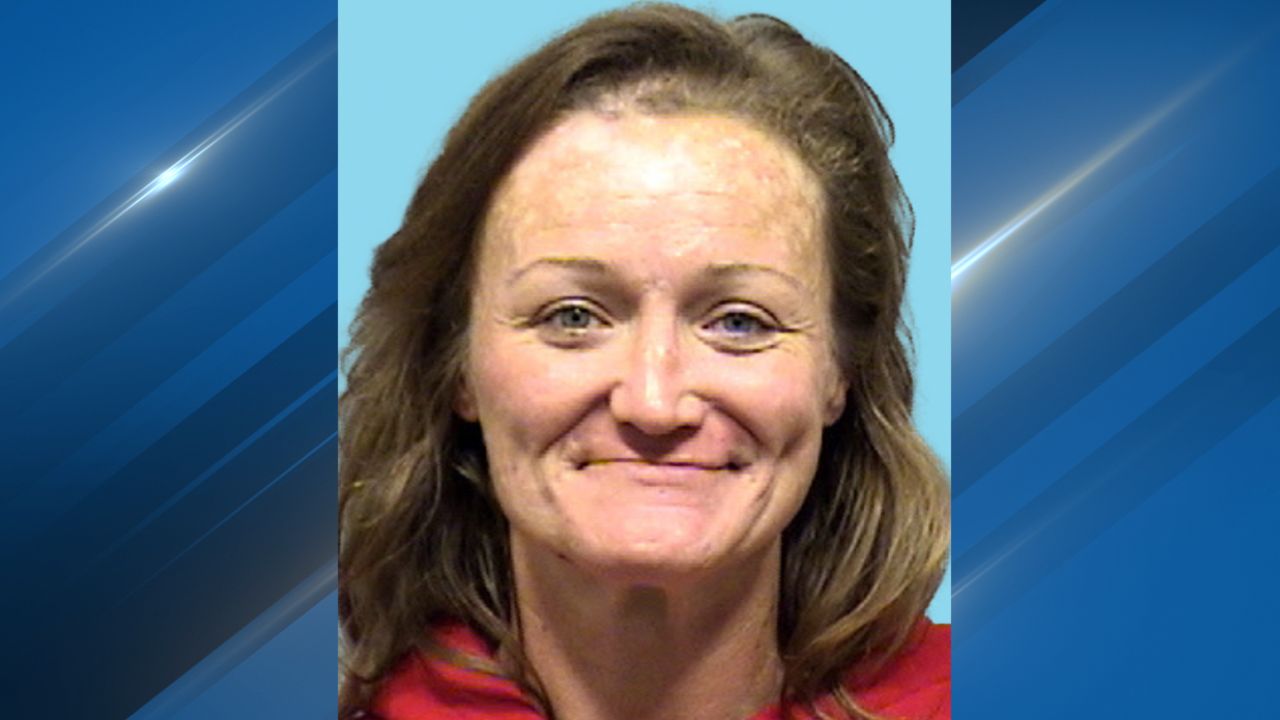 Man Accused of Killing Girlfriend and Dumping Her Body with Help from 15-Year-Old Son