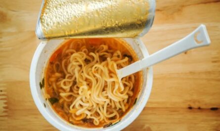 Mom Distributes Mac & Cheese and Ramen Instead of Candy on Halloween to Support Families in Need