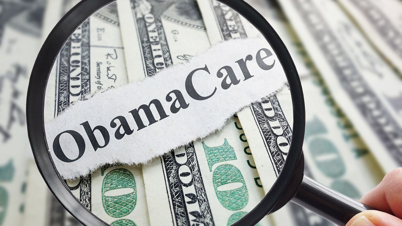 Obamacare Subsidy Expiry to Skyrocket Health Insurance Premiums by Nearly $2,000 for Many Americans