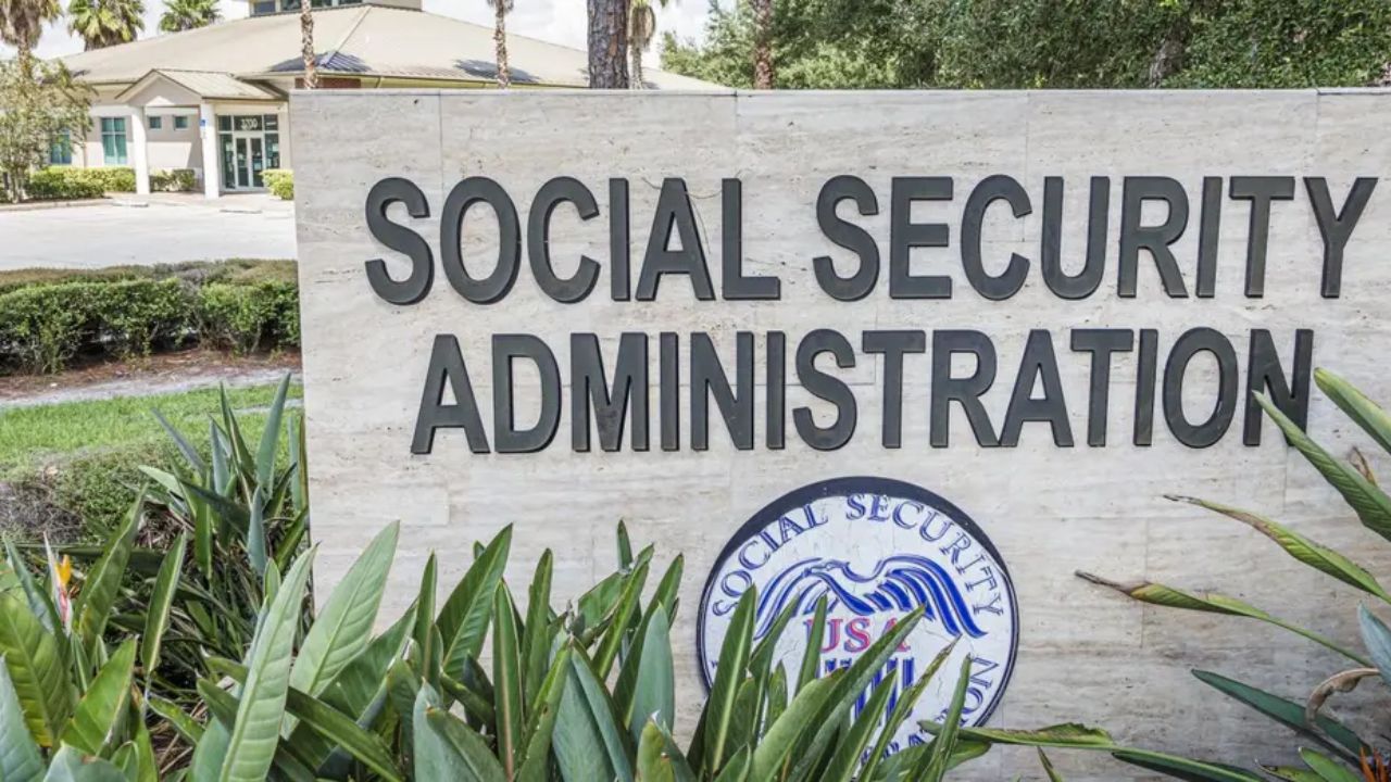 Social Security 2026 COLA Increase Delayed Due to Federal Government Shutdown