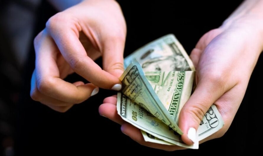 Virginia Residents Eligible for Up to $400 Stimulus Payment Before Halloween