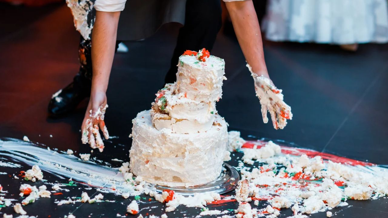 Bride's Grandmother's Wedding Cake Disaster Highlights Drama of Chaotic Big Day