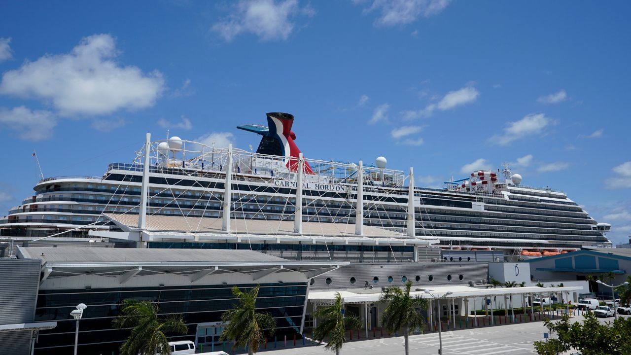 FBI Investigates Mysterious Death of Straight-A Teen Anna Kepner on Carnival Cruise