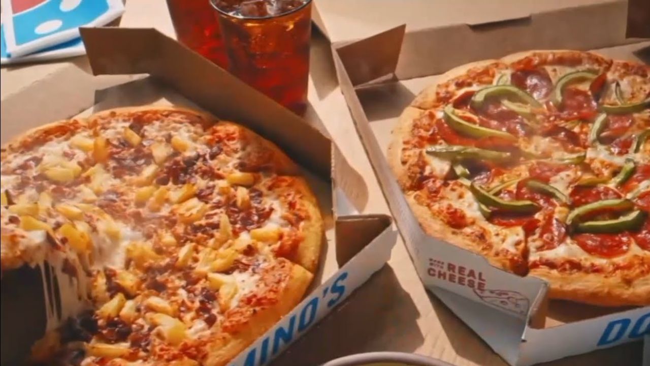 Illinois Domino’s Pizza Incident Sparks Viral Debate Over Cash Payments in 2025