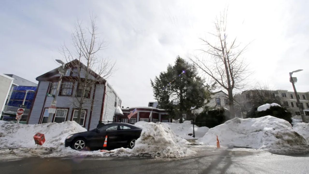 Massachusetts Weather Alert Fall Warmth Ends with Early Snow Threat Through Nov. 15