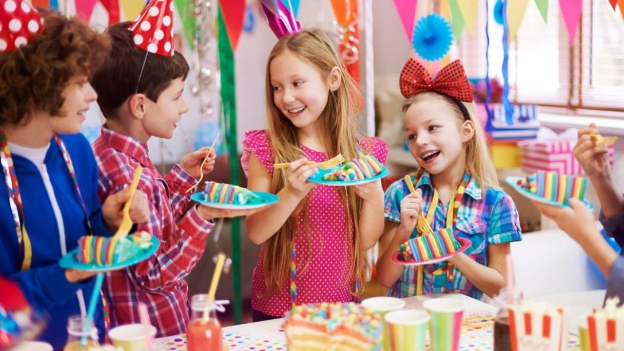 Mom Supports 11-Year-Old’s Choice to Exclude 6-Year-Old Cousin from Nail Spa Birthday Party, Sparking Family Drama