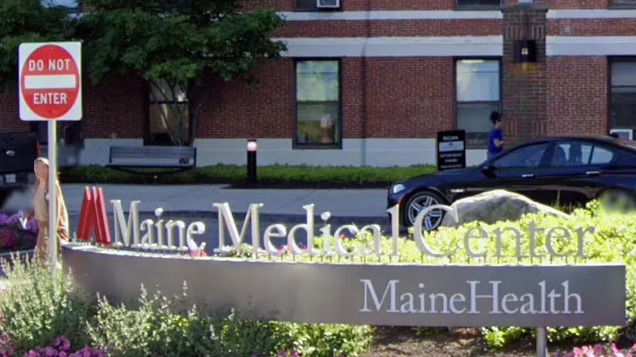 MaineHealth Glitch Accidentally Declares 521 Living Patients Dead, Sparking Shock and Dark Humor