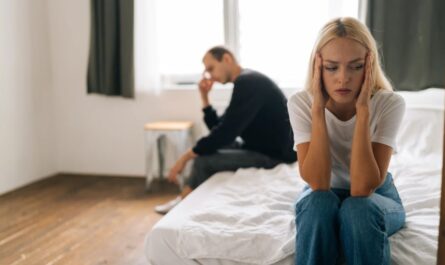 Woman Stays Up Late After Boyfriend Begs to Visit but He Never Shows Up When Is Enough Enough