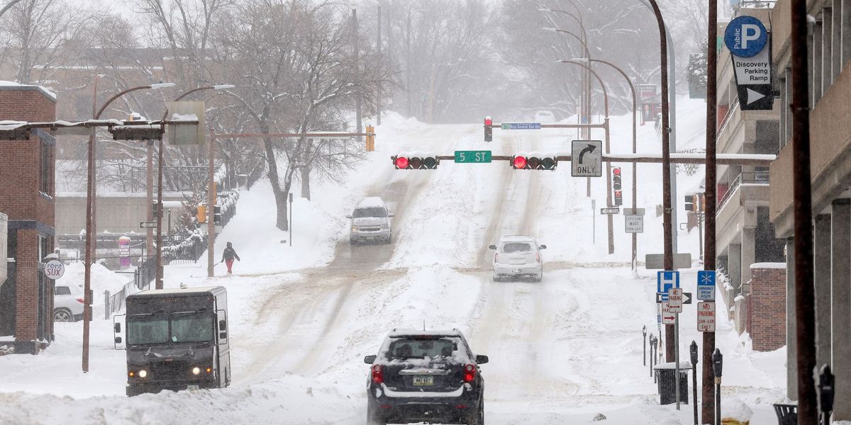 Iowa Faces Accumulating Snow and Subzero Wind Chills From Weekend Clipper System